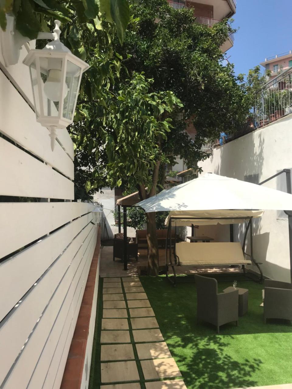 Bed and Breakfast Virgilio’s Garden Castellammare di Stabia Exterior foto